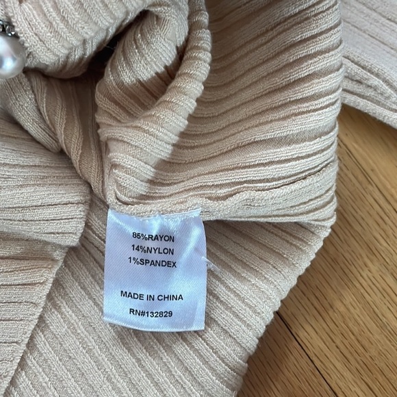 House of Harlow (BUNDLE) 1960 X Olivia light oak cardigan and short set XS - Picture 11 of 11